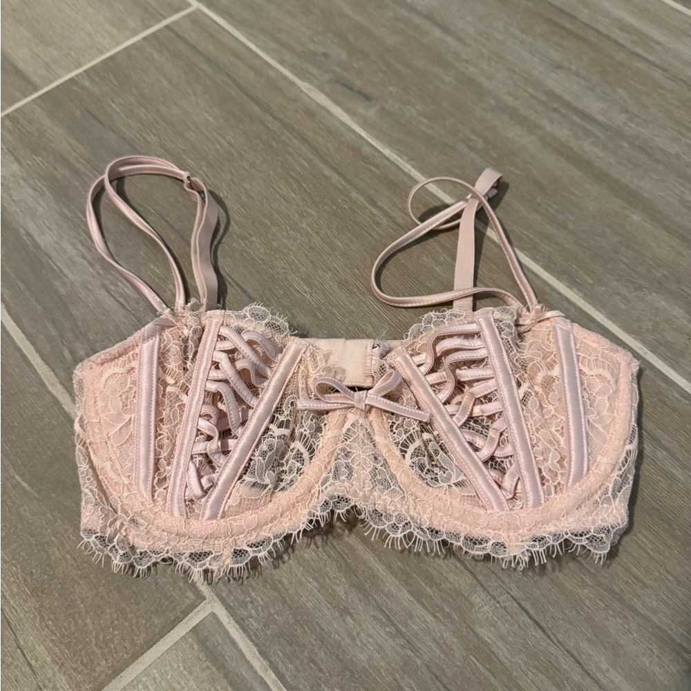 VS balconette lace bra 32C